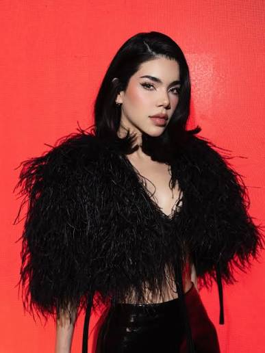 Retrato 1 de la galería de artistas